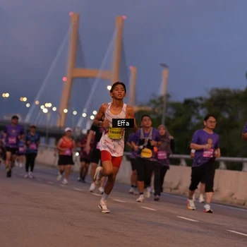 Runner Photo 2724949