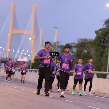 Runner Photo 2725008