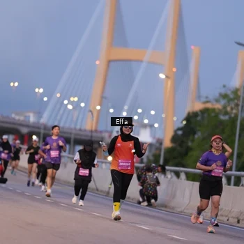 Runner Photo 2725137