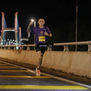 Runner Photo 2725154