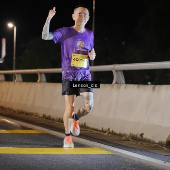 Runner Photo 2725155
