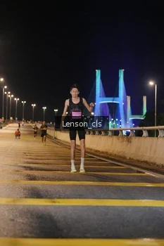 Runner Photo 2725245