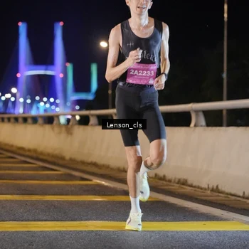 Runner Photo 2725247