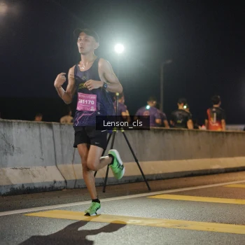 Runner Photo 2725343