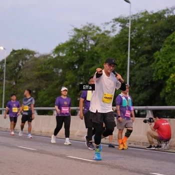 Runner Photo 2725347