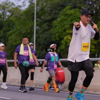 Runner Photo 2725354