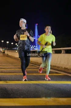 Runner Photo 2725371