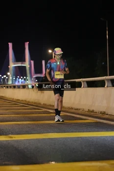 Runner Photo 2725382