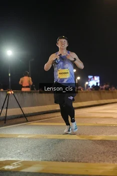 Runner Photo 2725396