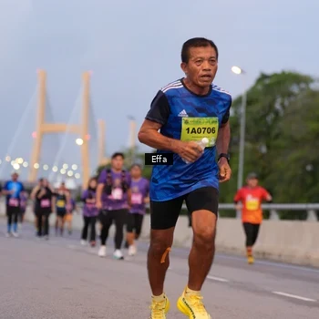 Runner Photo 2725413