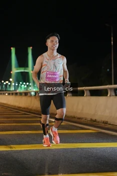 Runner Photo 2725415