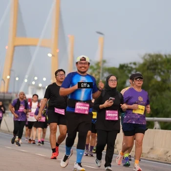Runner Photo 2725424
