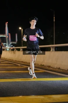 Runner Photo 2725435