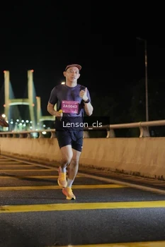 Runner Photo 2725455