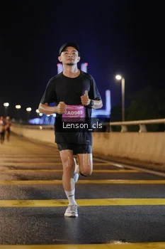 Runner Photo 2725479
