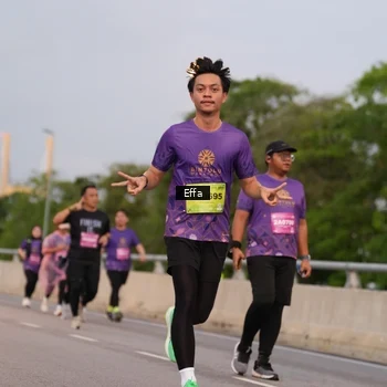 Runner Photo 2725499