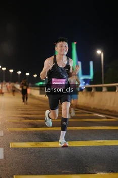Runner Photo 2725512