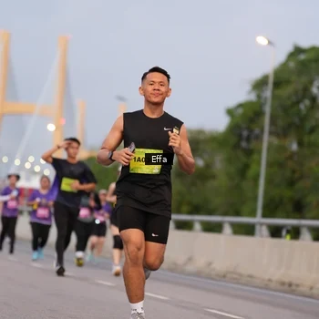 Runner Photo 2725539