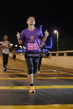 Runner Photo 2725541