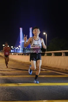 Runner Photo 2725553