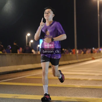 Runner Photo 2725583