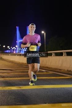 Runner Photo 2725640