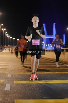 Runner Photo 2725664