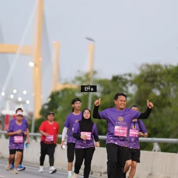 Runner Photo 2725696