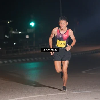 Runner Photo 2725754