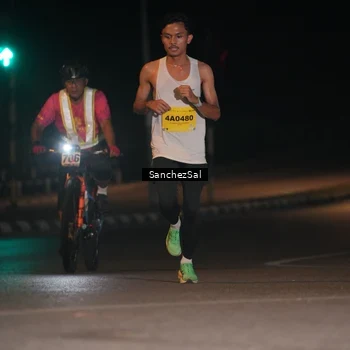Runner Photo 2725790