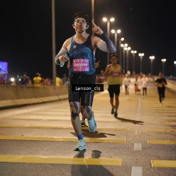 Runner Photo 2725797