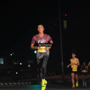 Runner Photo 2725934