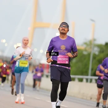 Runner Photo 2725942