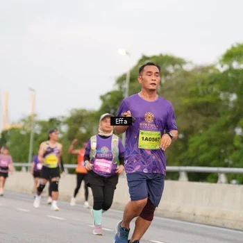 Runner Photo 2726116
