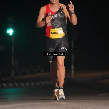 Runner Photo 2726165
