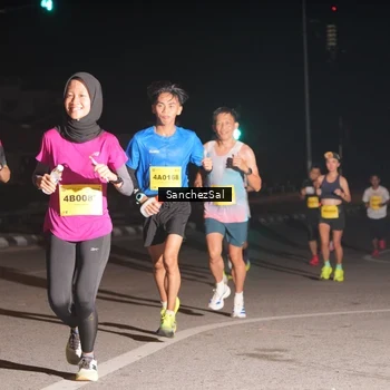 Runner Photo 2726324