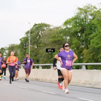 Runner Photo 2726444
