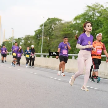 Runner Photo 2726504