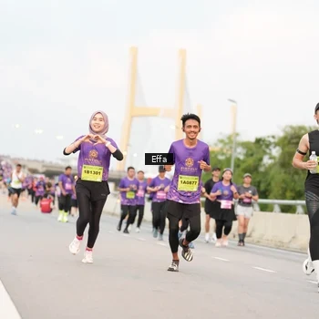 Runner Photo 2726575