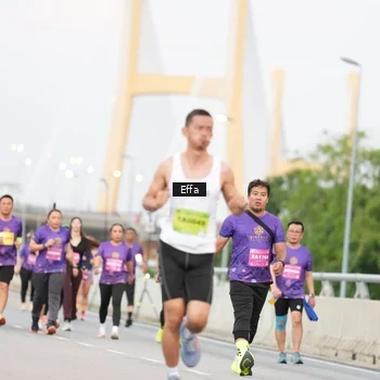 Runner Photo 2726611