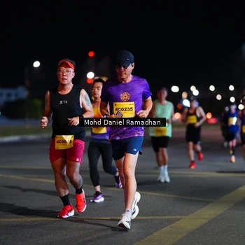Runner Photo 2726696