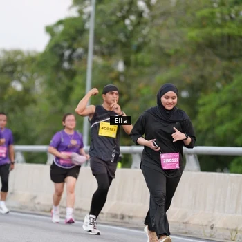 Runner Photo 2726843