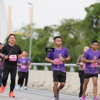 Runner Photo 2726861
