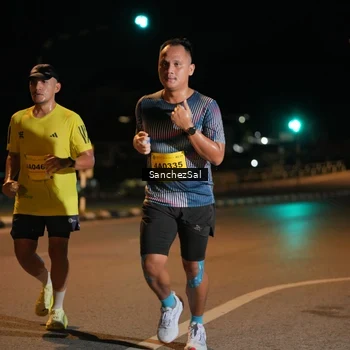 Runner Photo 2726940