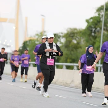 Runner Photo 2726969