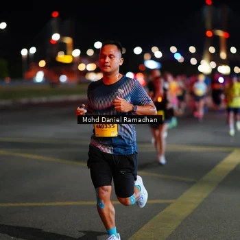 Runner Photo 2726973
