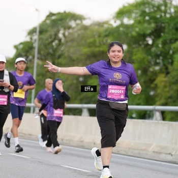 Runner Photo 2726980