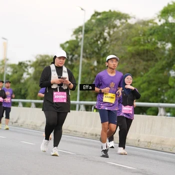 Runner Photo 2726984