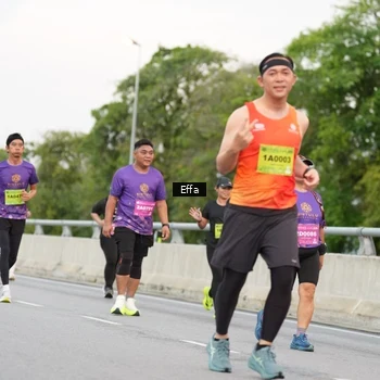 Runner Photo 2727024