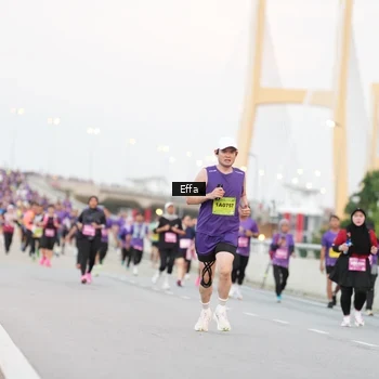 Runner Photo 2727041